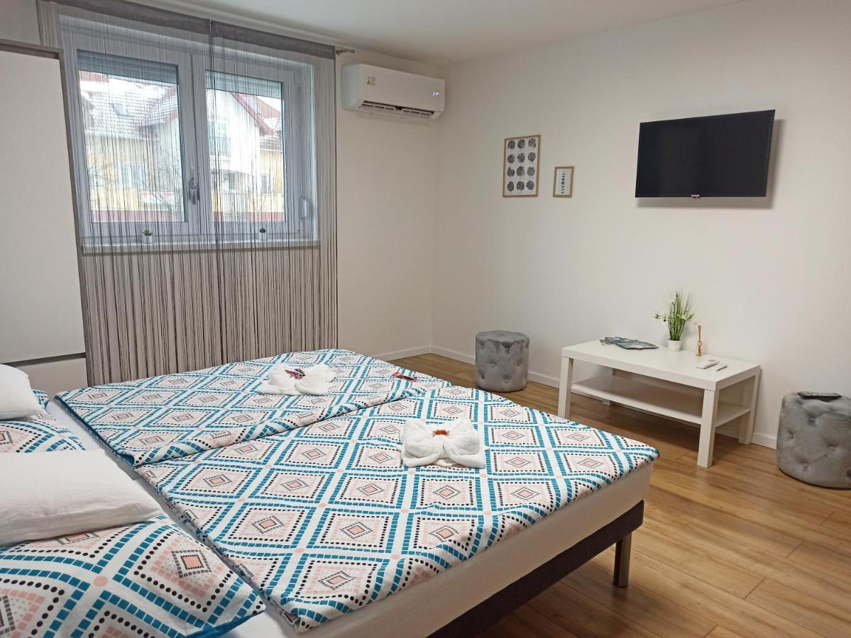 Grafit Apartmanok Хайдунанаш Экстерьер фото