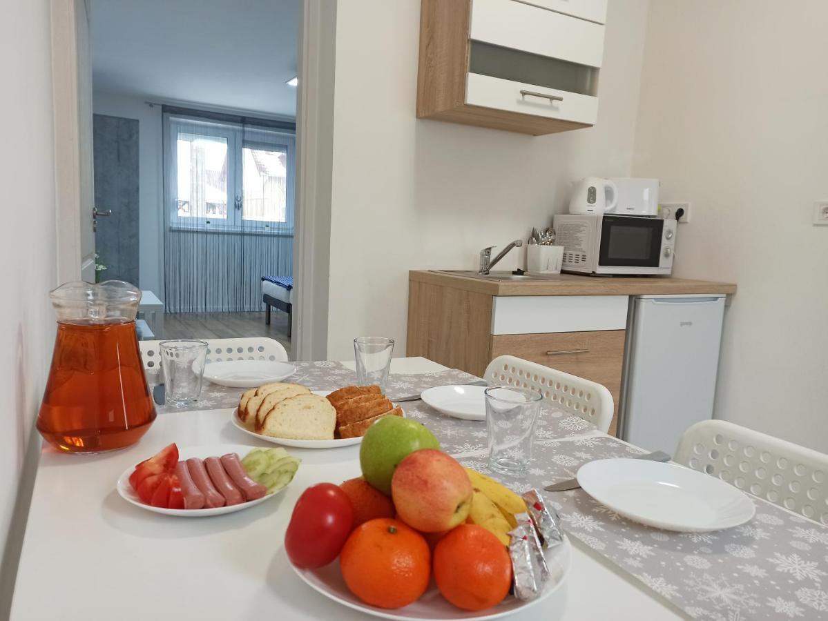 Grafit Apartmanok Хайдунанаш Экстерьер фото